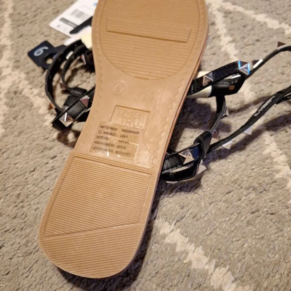 Time & Tru Black and Tan Flat Sandals - Picture 3 of 3